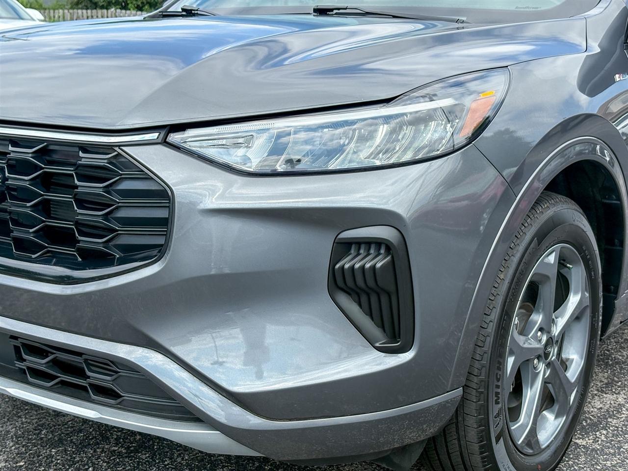 Ford Escape  2023