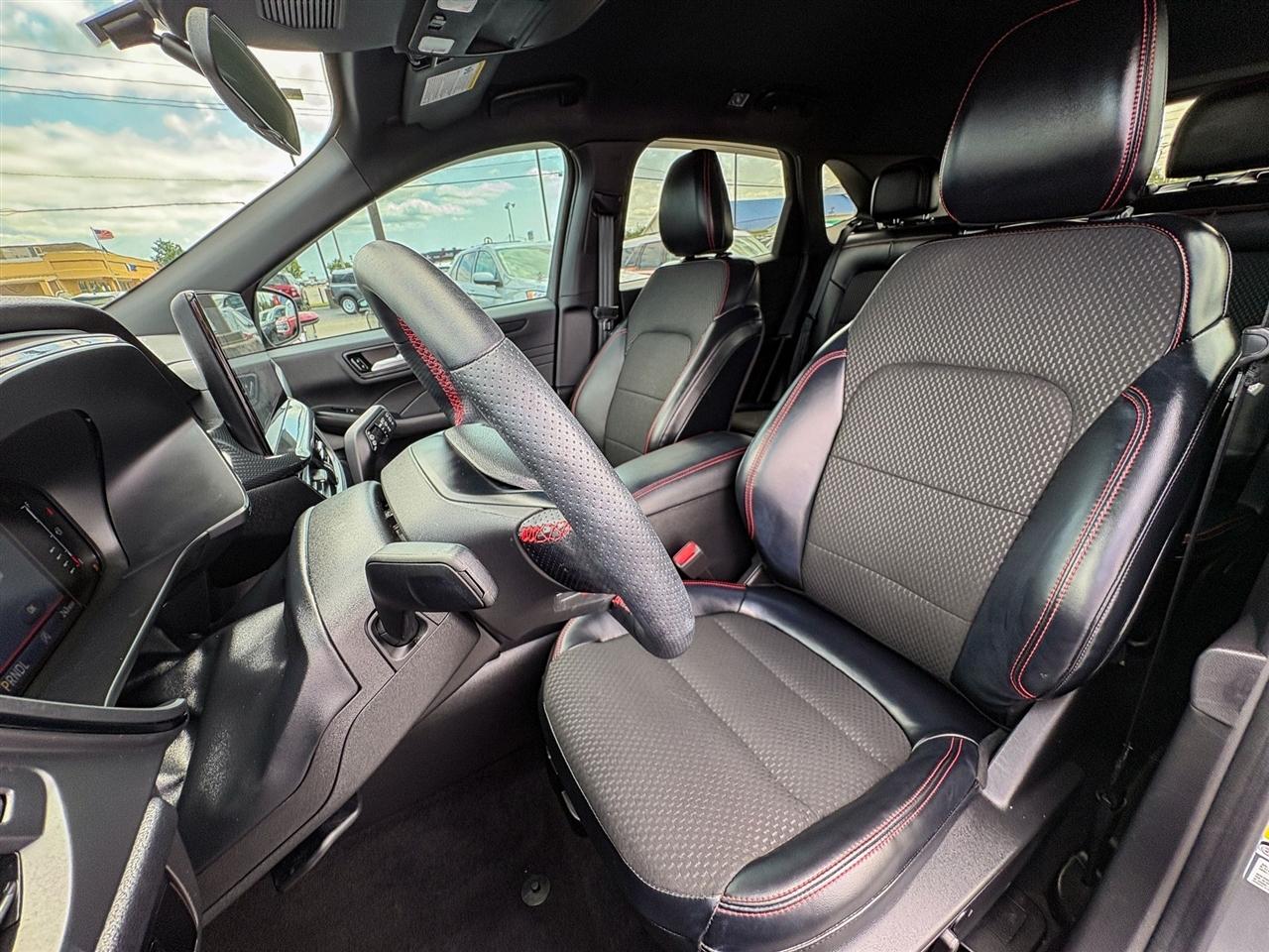Ford Escape  2023