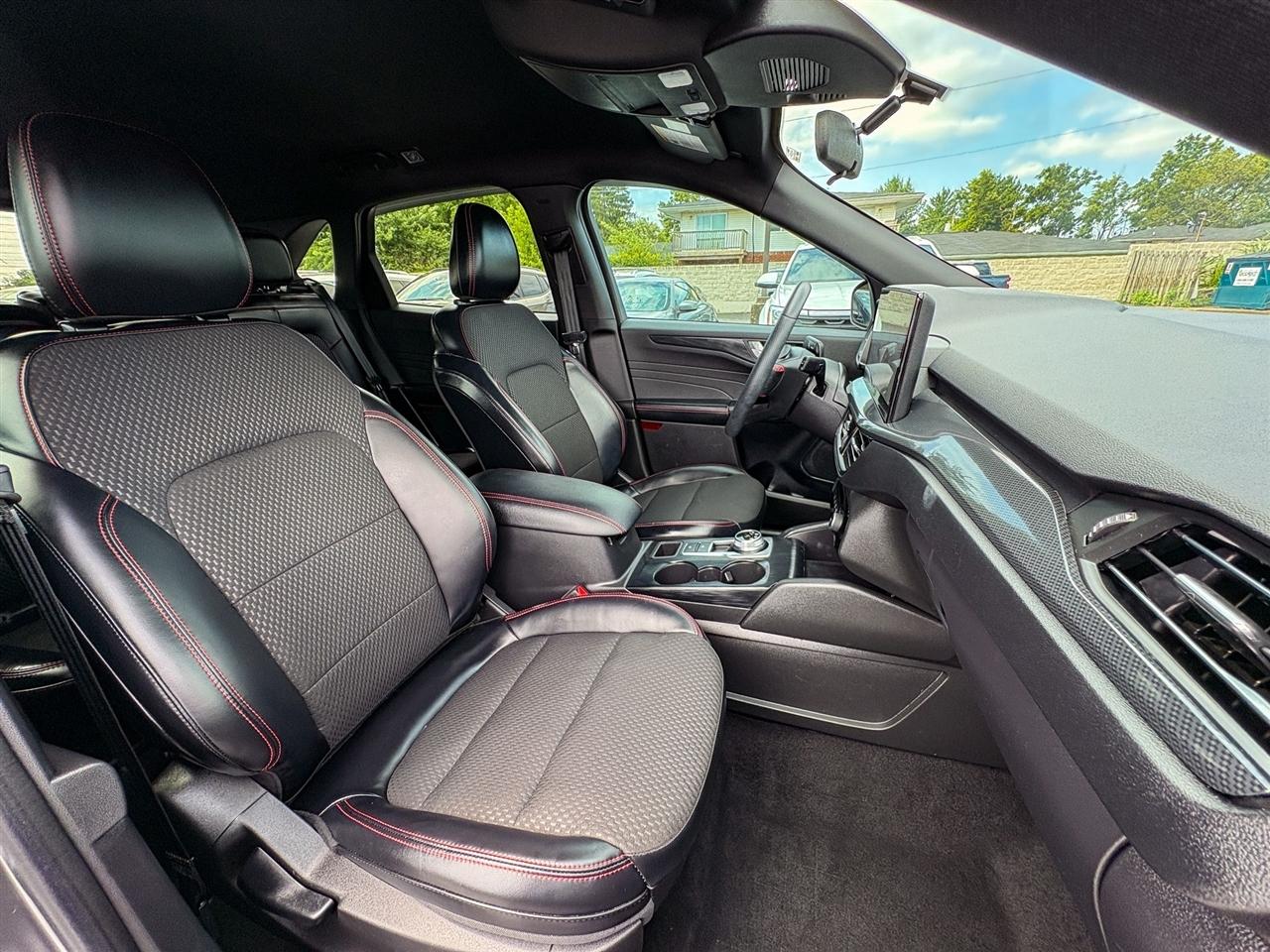 Ford Escape  2023