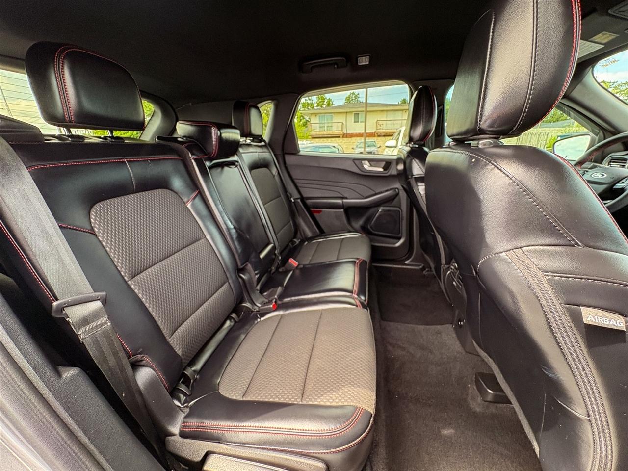 Ford Escape  2023