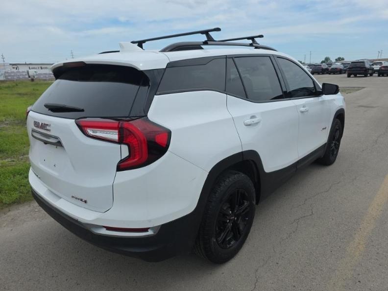 GMC Terrain  2022