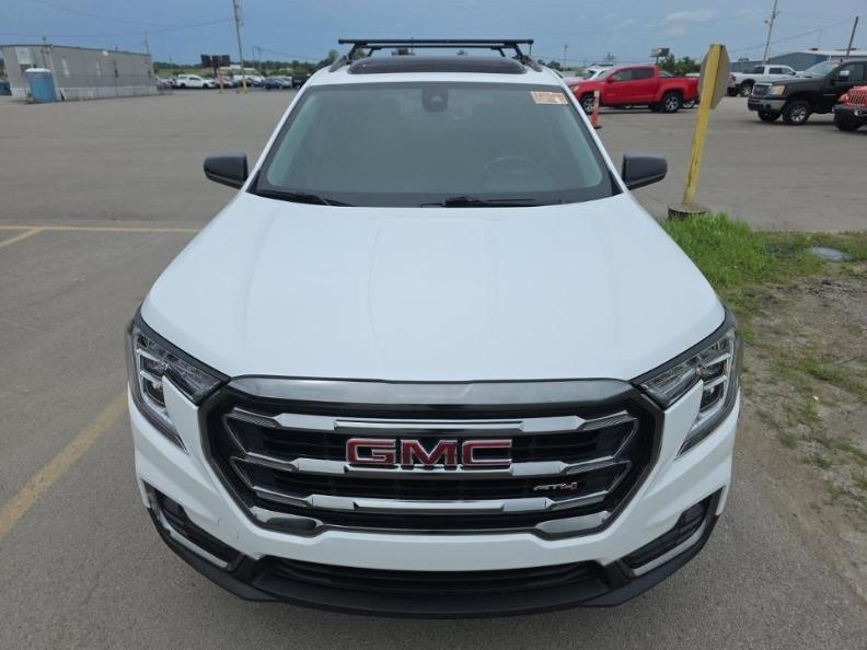 GMC Terrain  2022