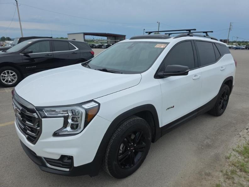 GMC Terrain  2022