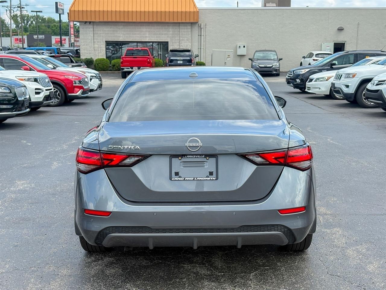 Nissan Sentra  2025