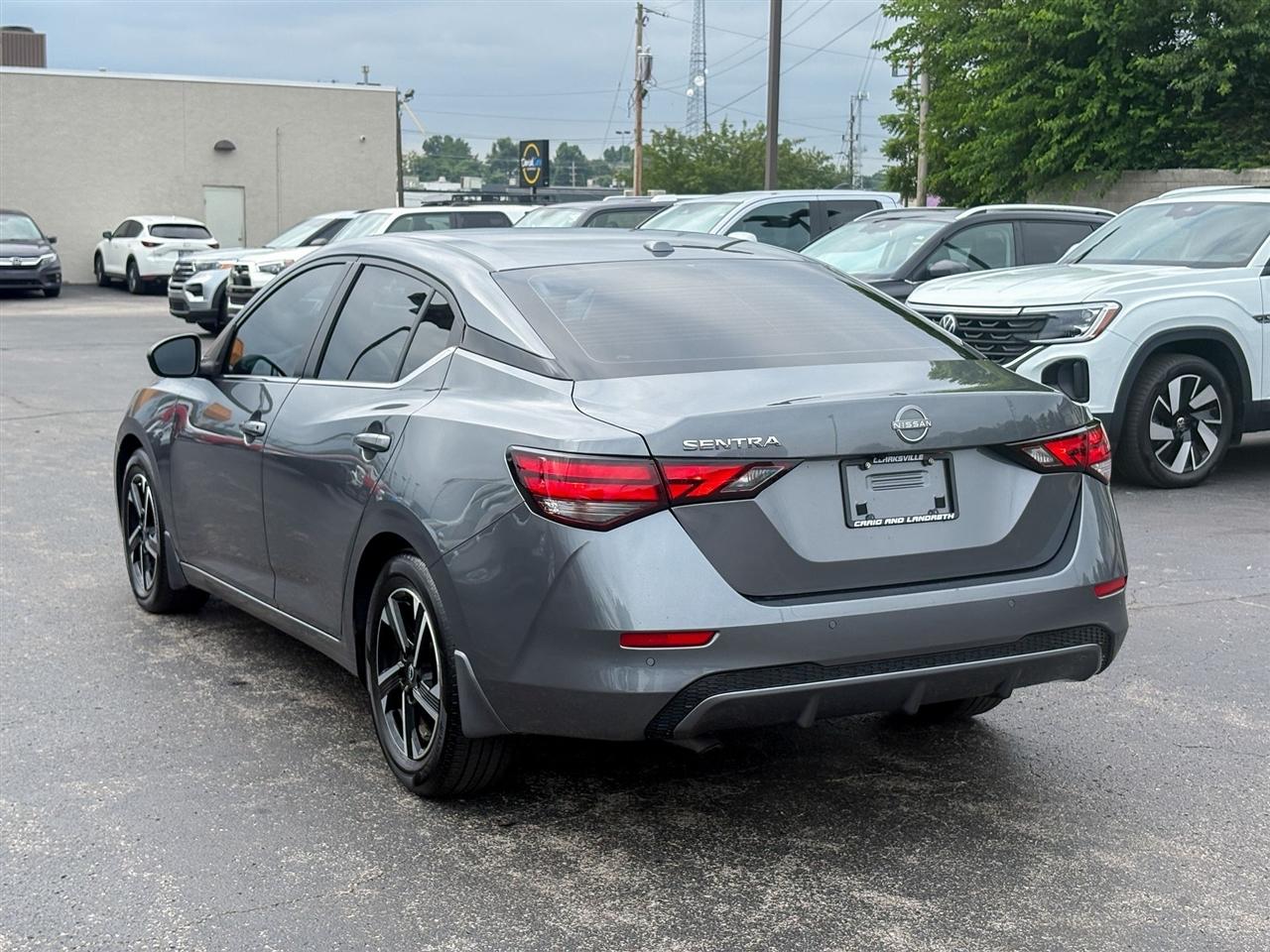 Nissan Sentra  2025
