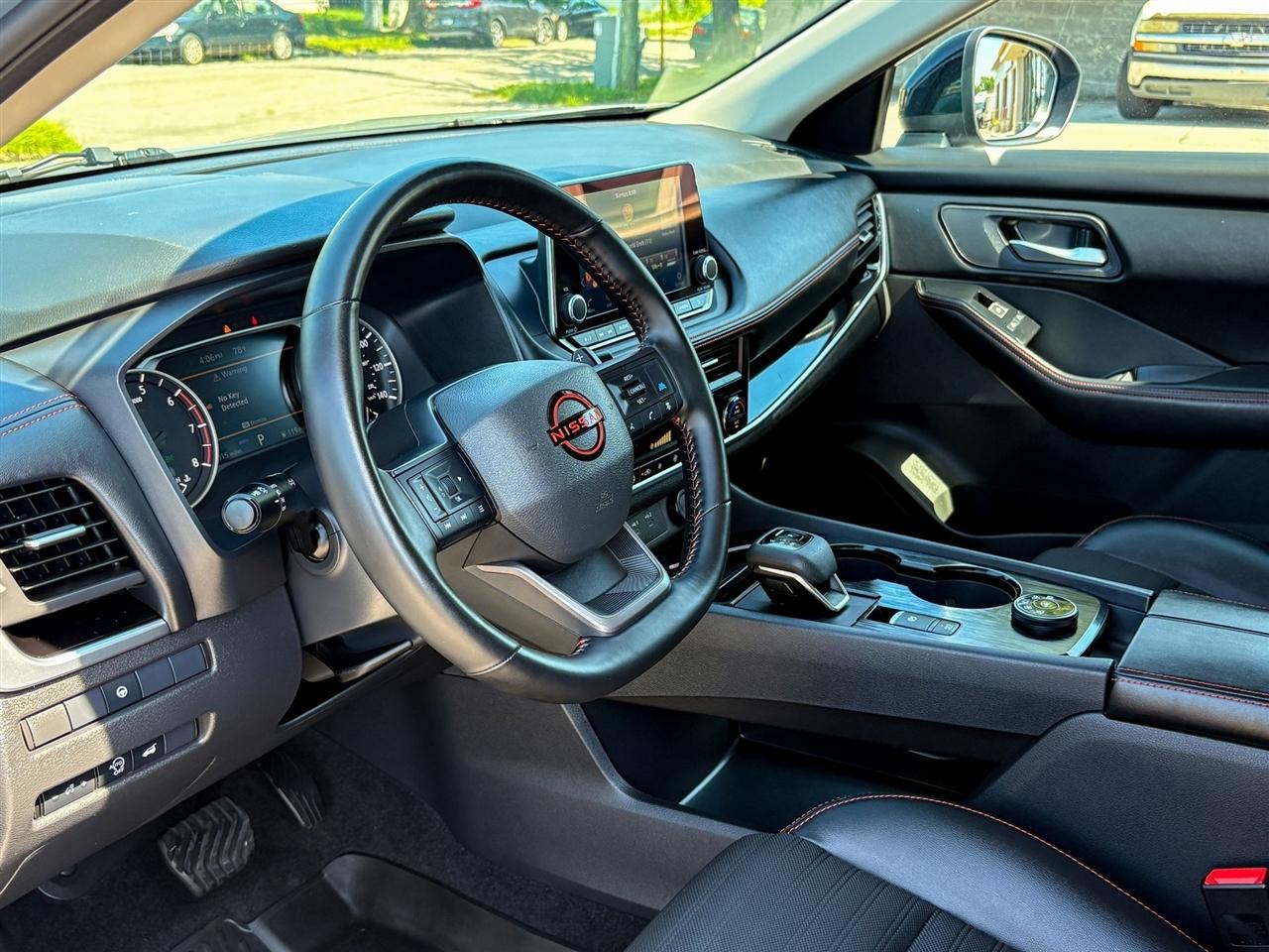 Nissan Rogue  2025