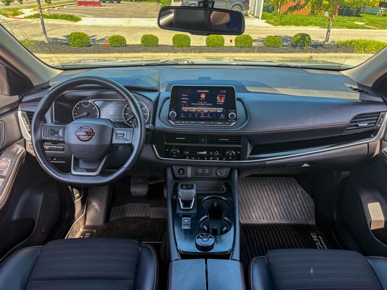Nissan Rogue  2025