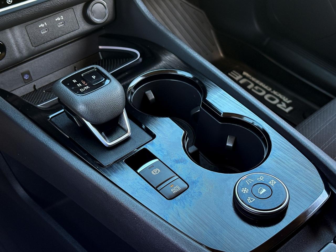 Nissan Rogue  2025