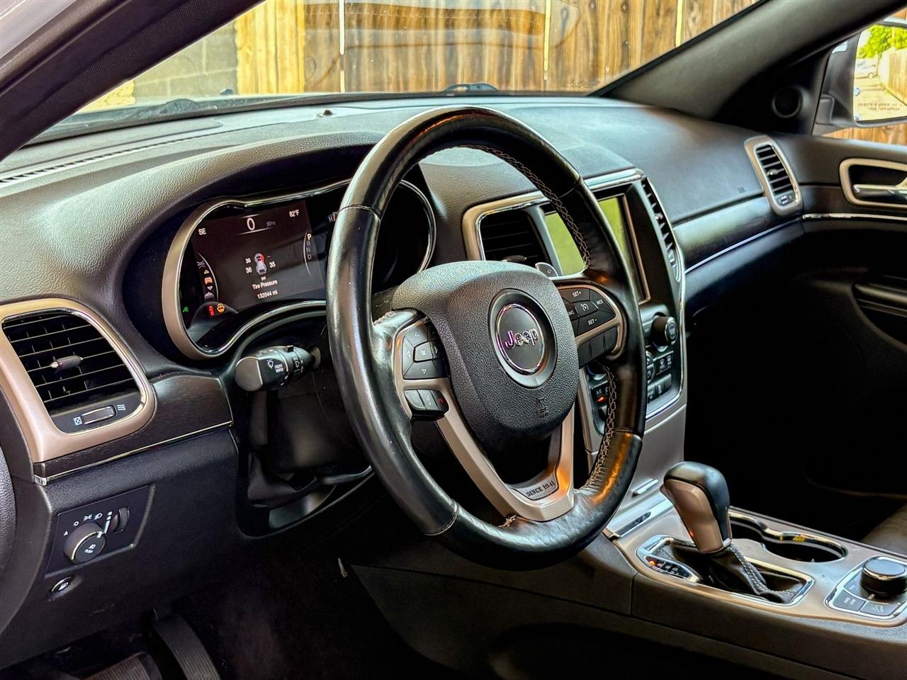 Jeep Grand Cherokee  2016