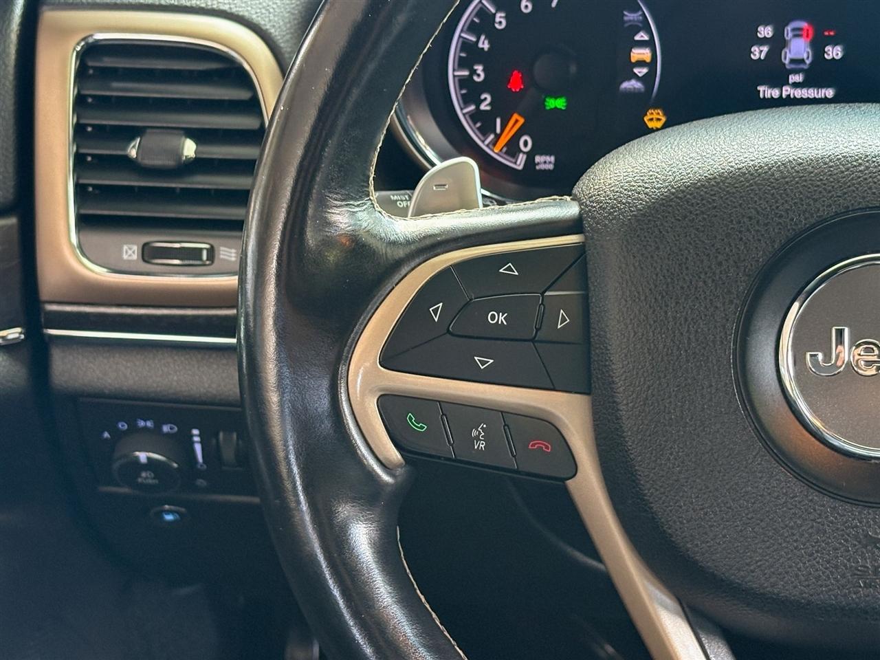 Jeep Grand Cherokee  2016