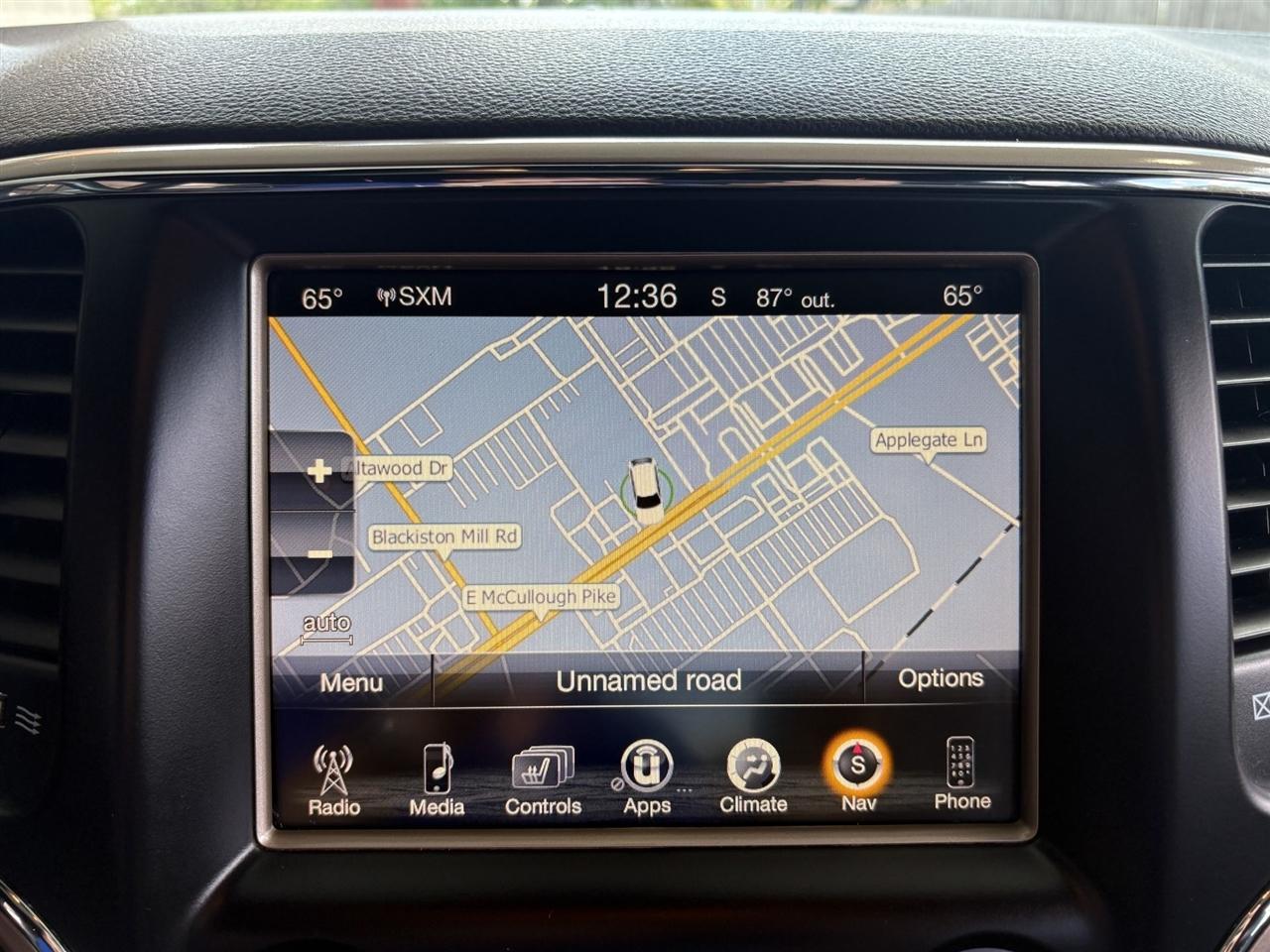 Jeep Grand Cherokee  2016
