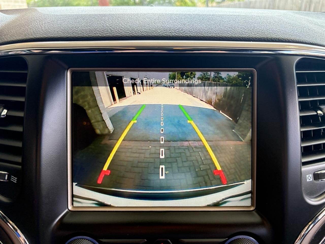 Jeep Grand Cherokee  2016