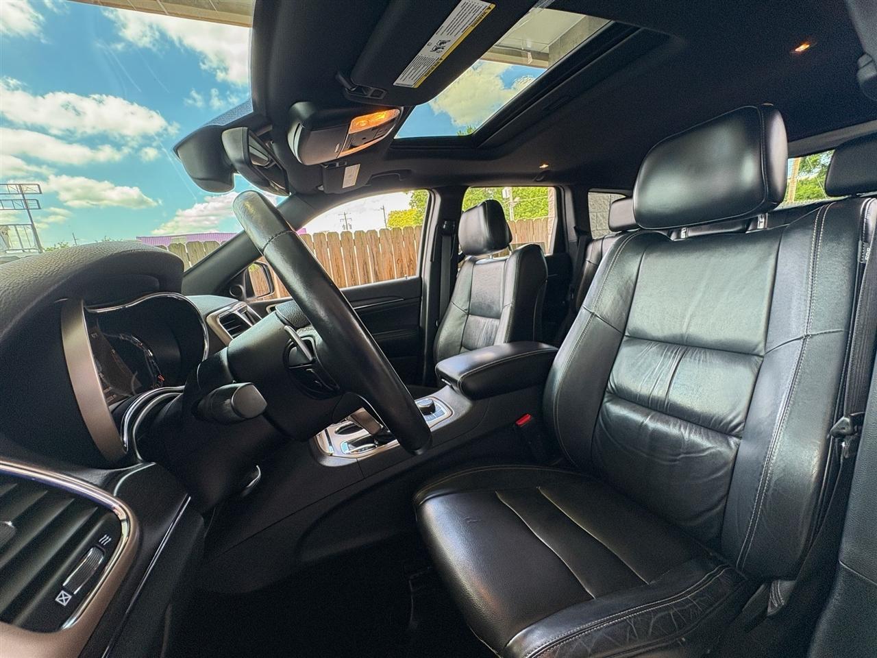 Jeep Grand Cherokee  2016