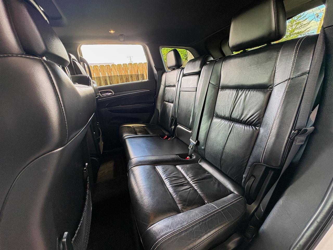 Jeep Grand Cherokee  2016