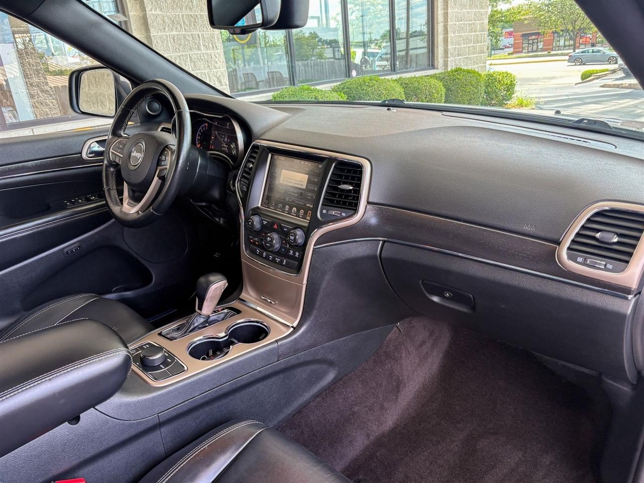 Jeep Grand Cherokee  2016