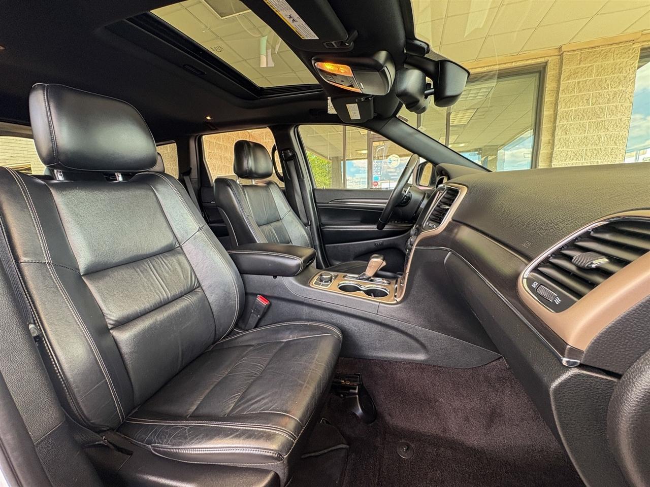 Jeep Grand Cherokee  2016