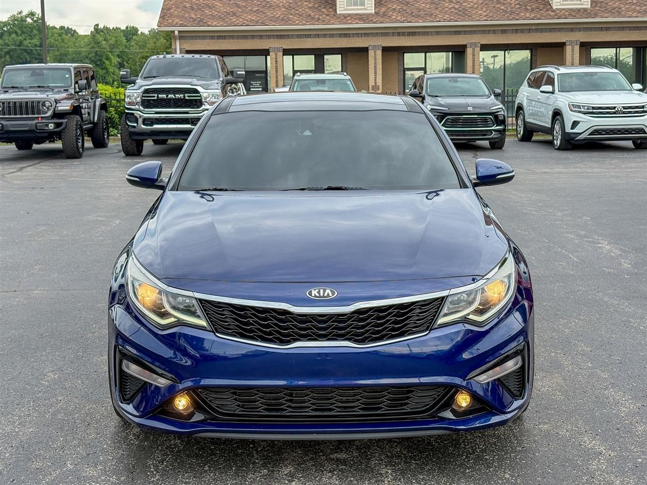 Kia Optima  2020