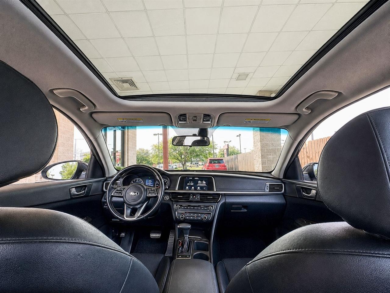 Kia Optima  2020