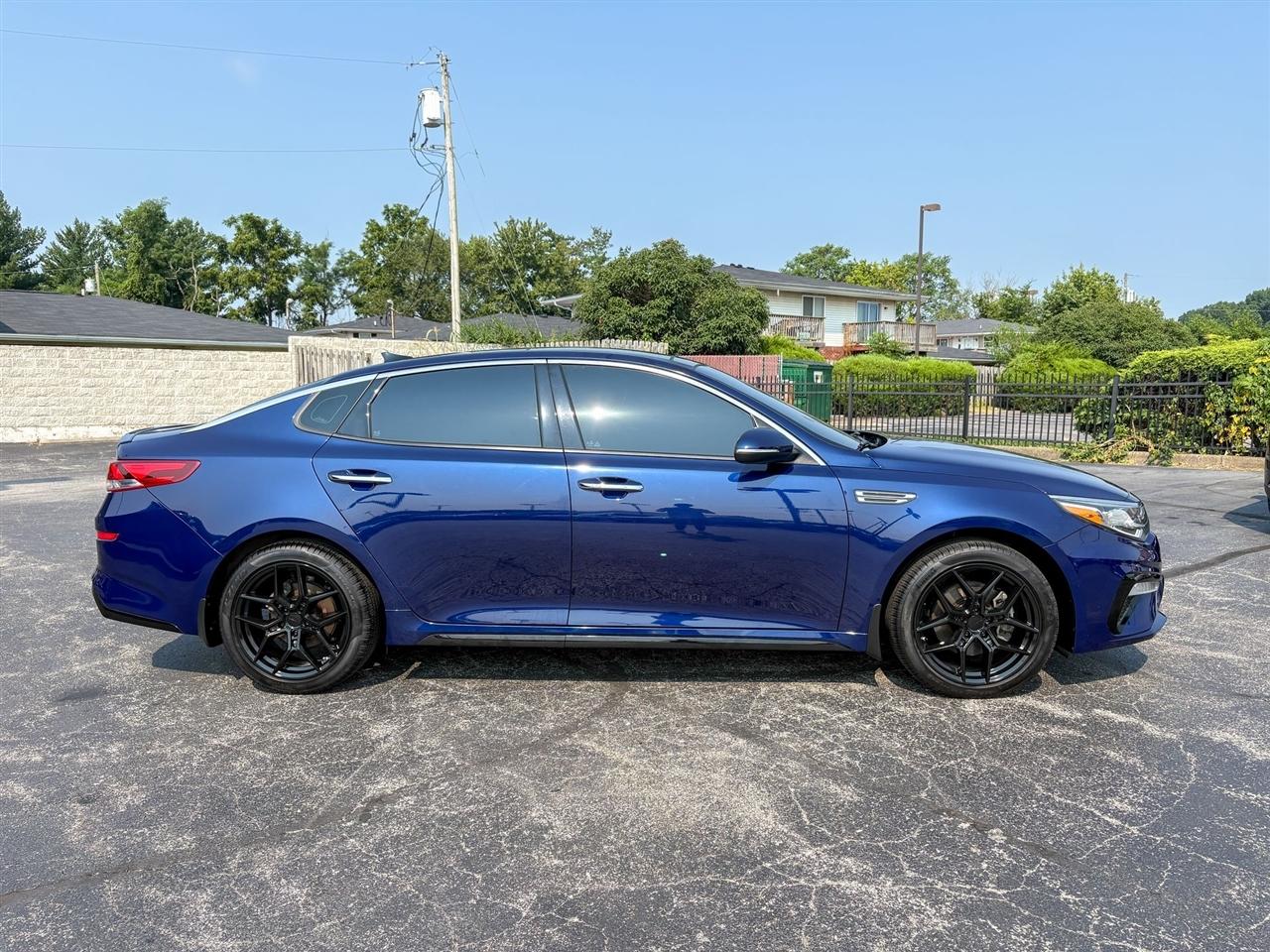 Kia Optima  2020