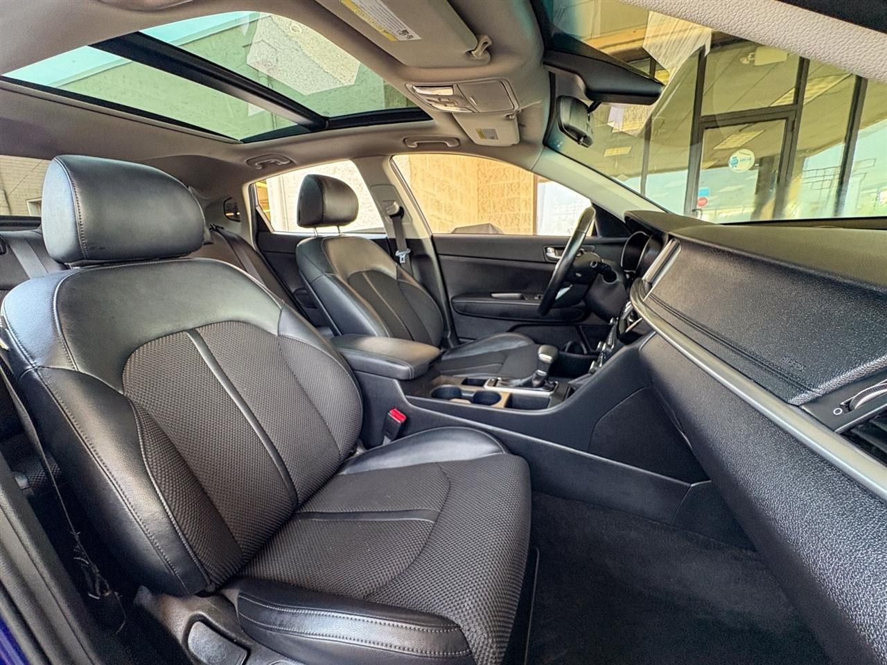 Kia Optima  2020