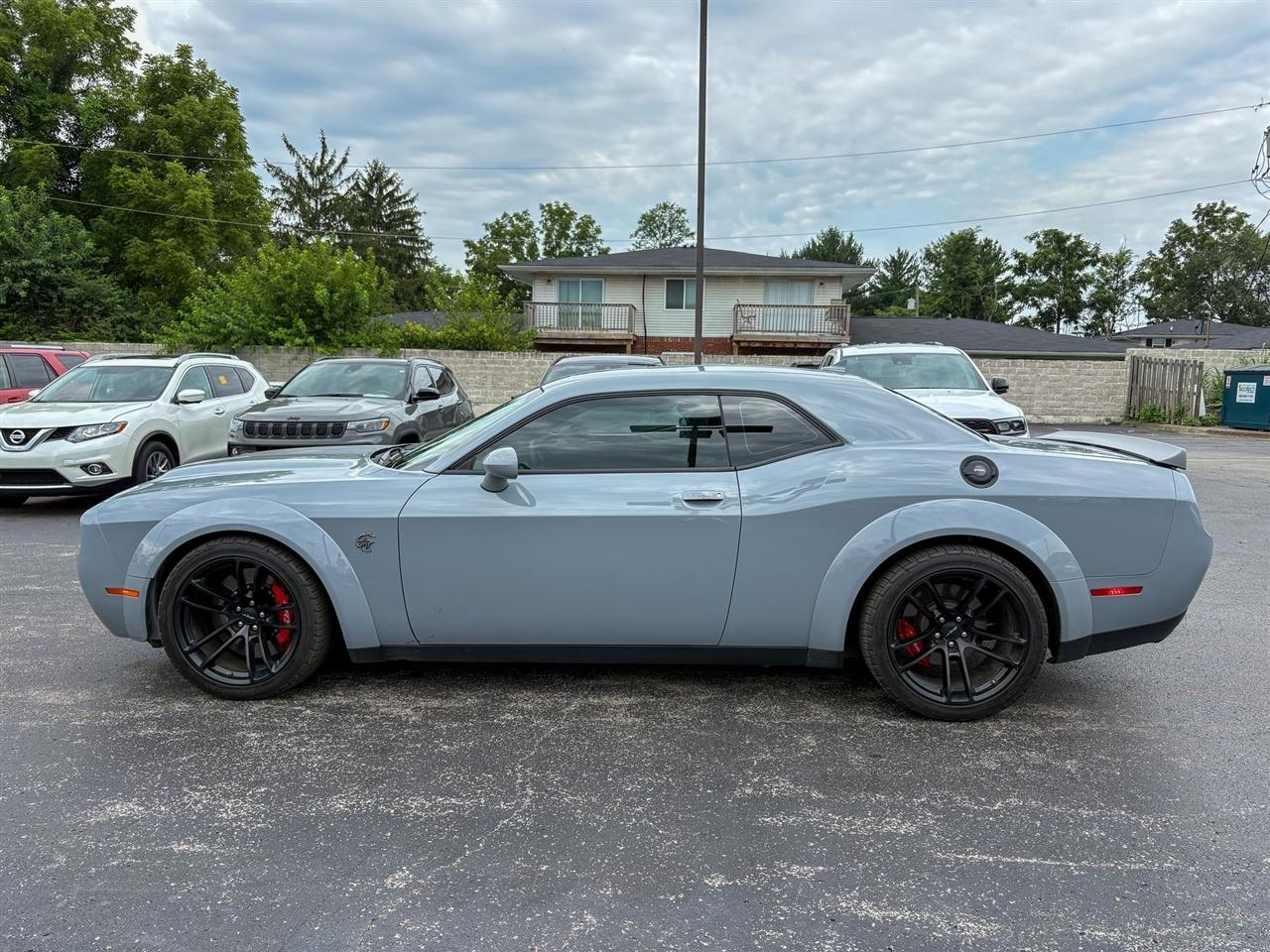 Dodge Challenger  2021