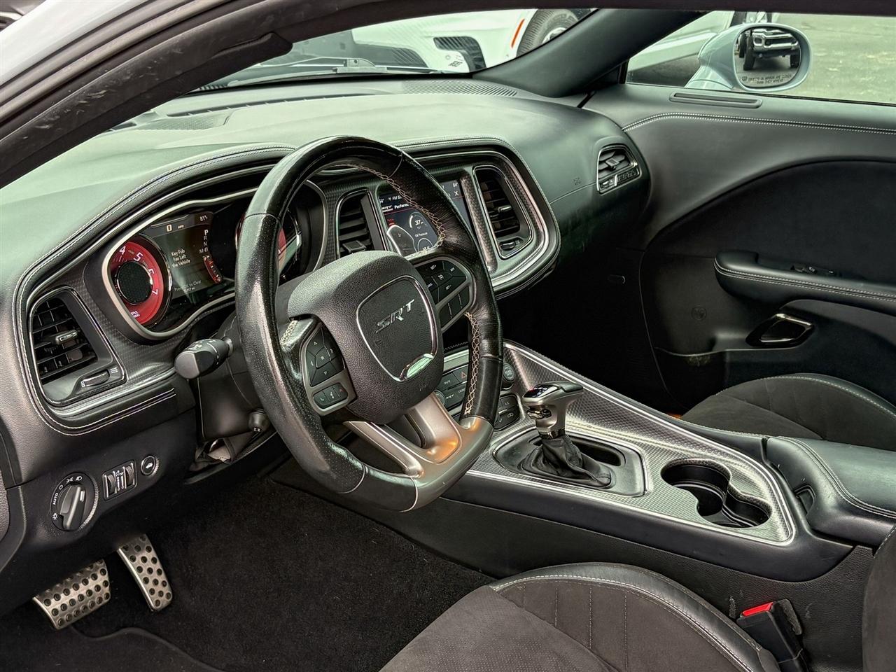 Dodge Challenger  2021