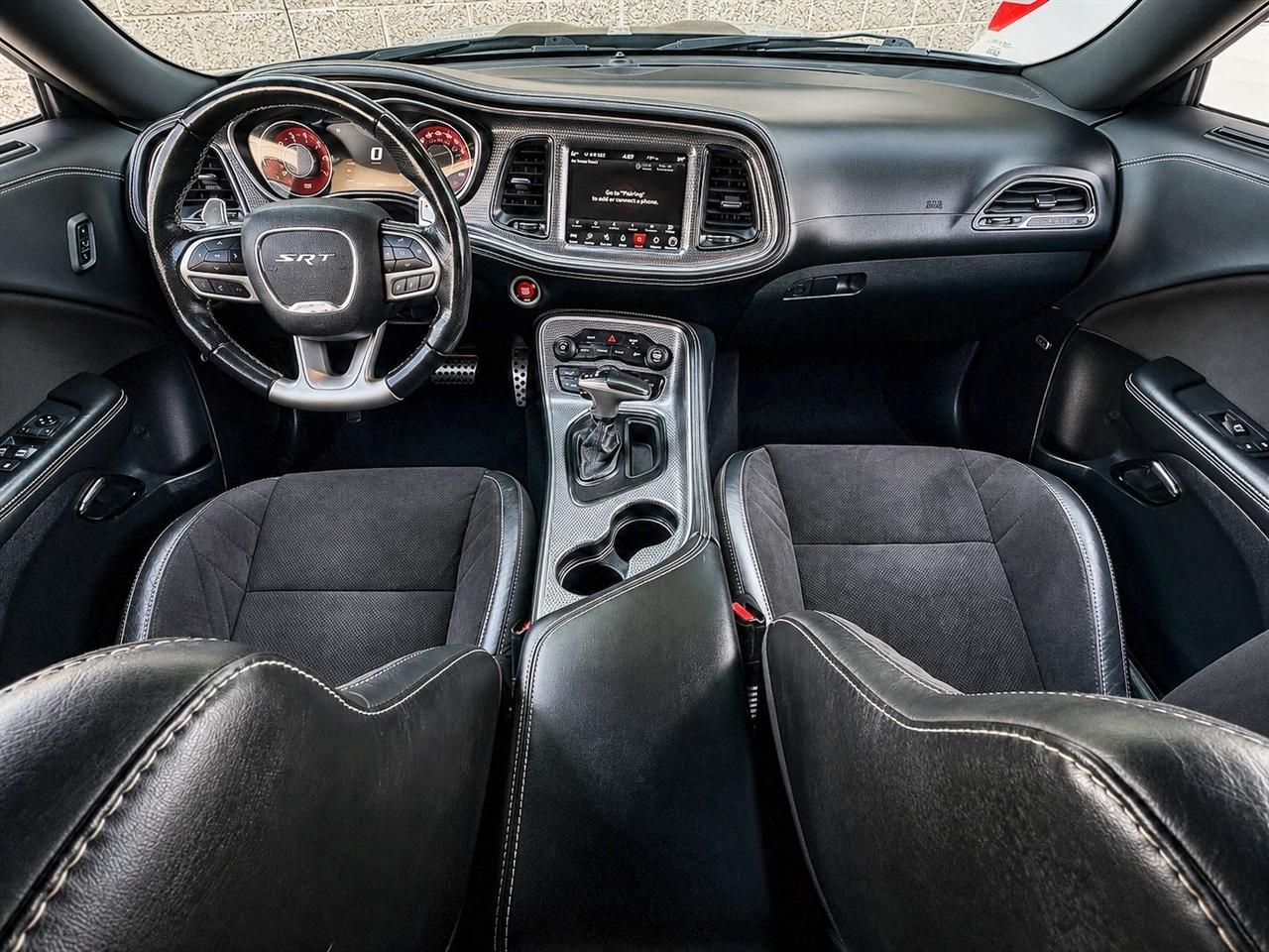 Dodge Challenger  2021