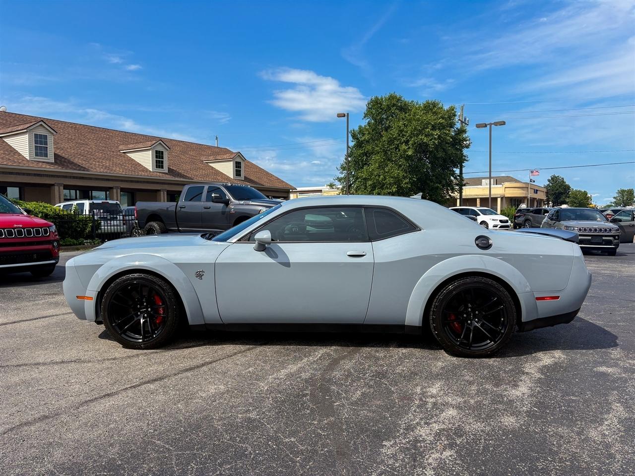 Dodge Challenger  2021
