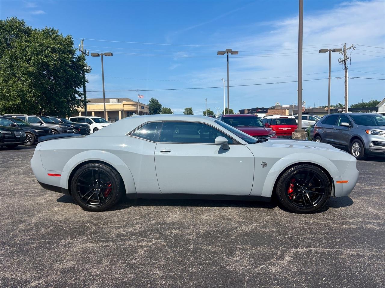 Dodge Challenger  2021