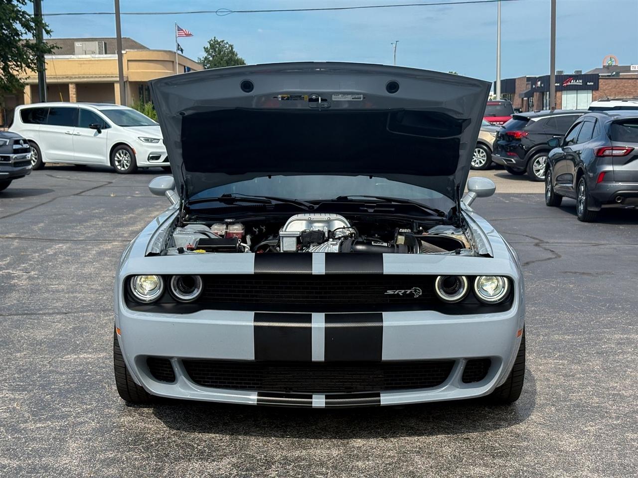 Dodge Challenger  2021