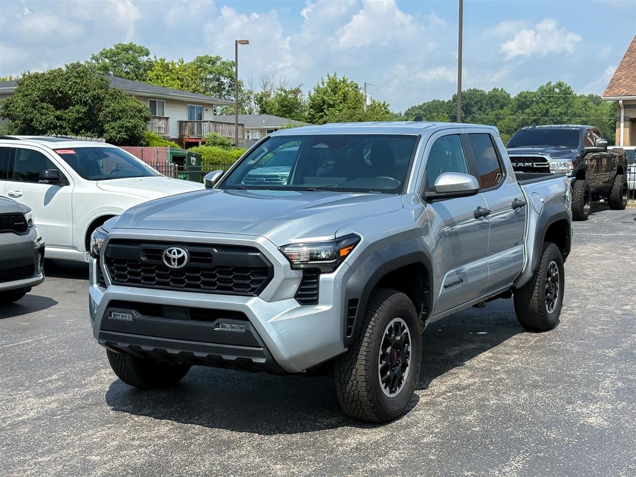 Toyota Tacoma 4WD  2024