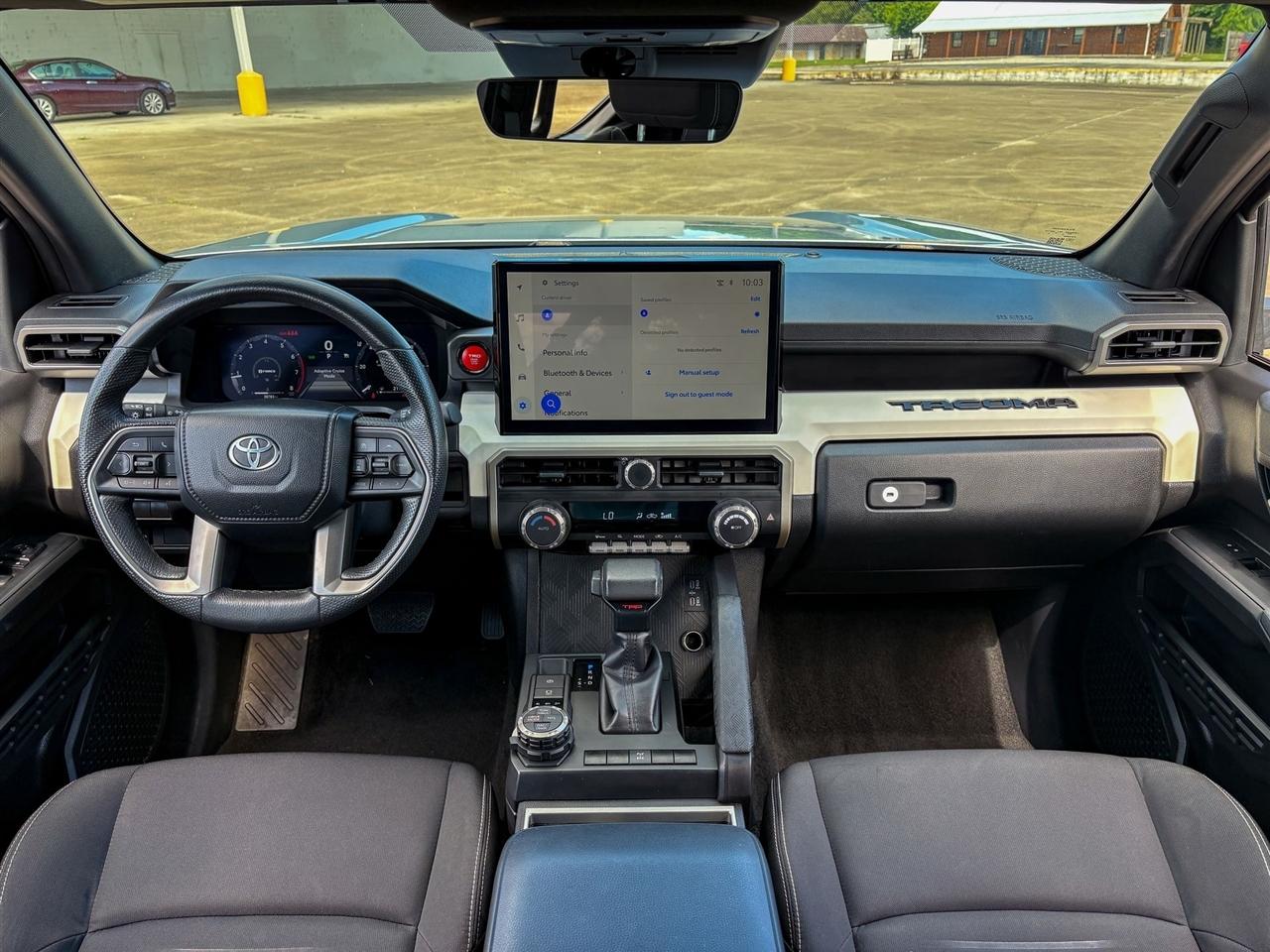 Toyota Tacoma 4WD  2024