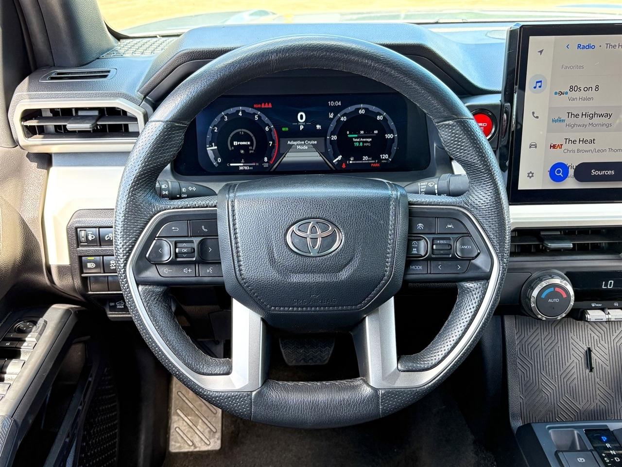 Toyota Tacoma 4WD  2024