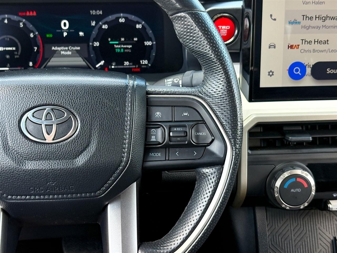 Toyota Tacoma 4WD  2024