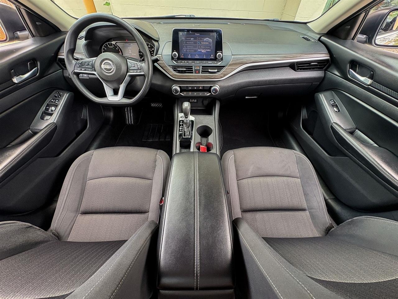Nissan Altima  2025