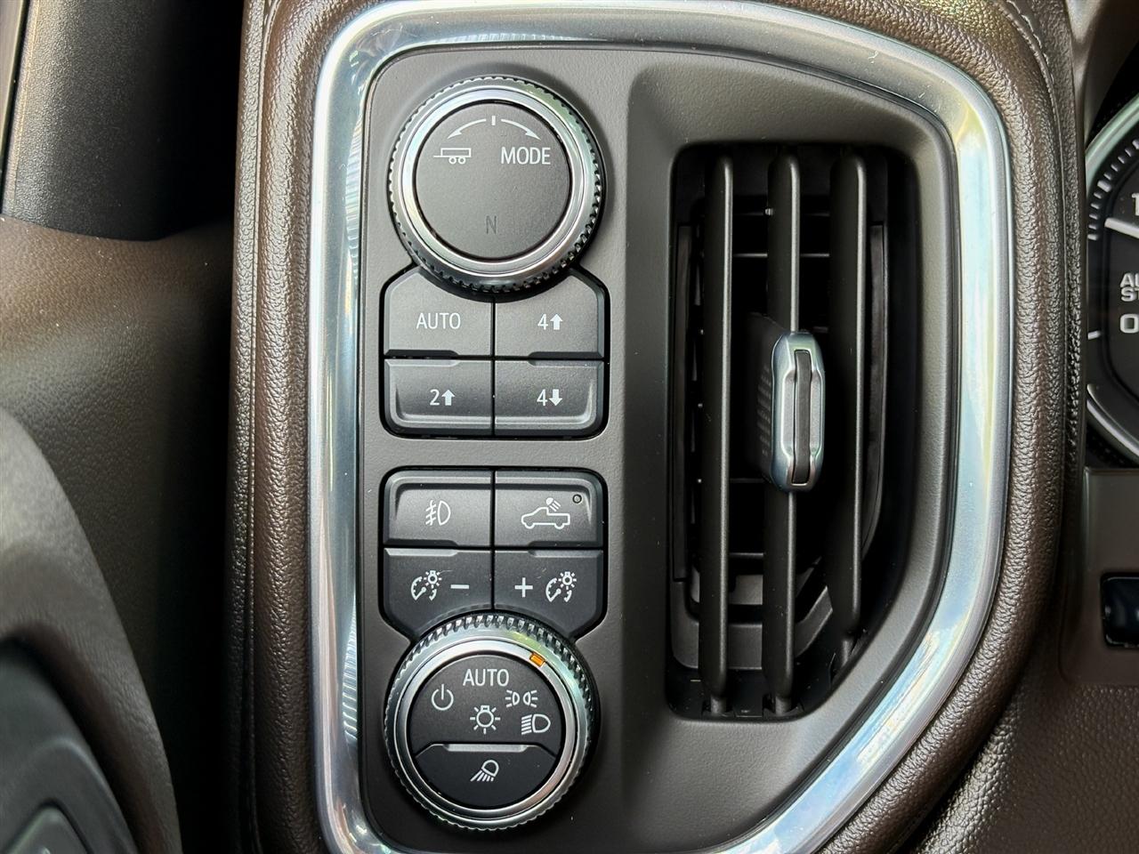 GMC Sierra 1500 Denali Crew Cab 4WD 2021