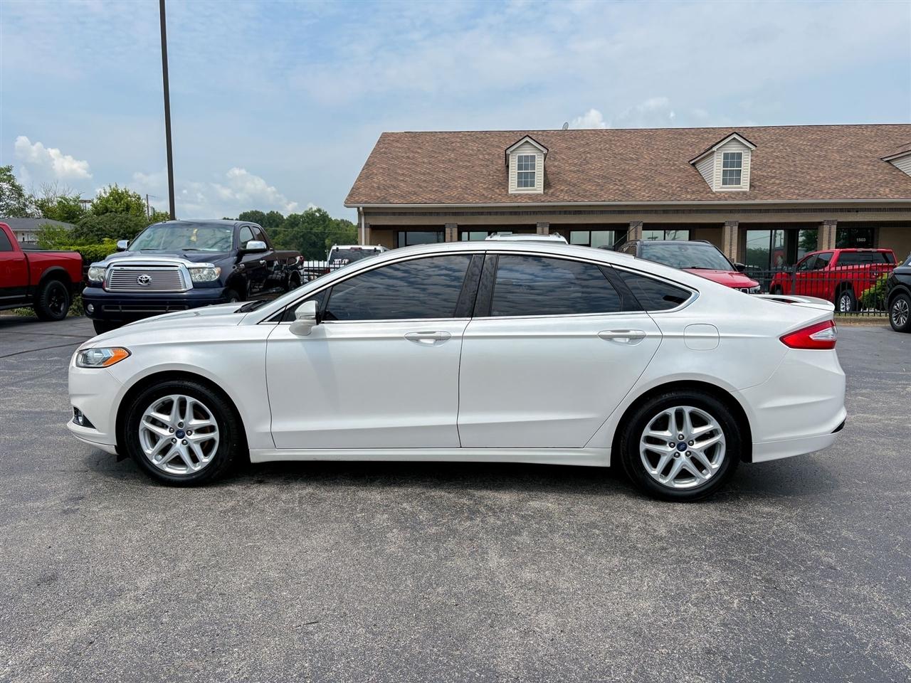 Ford Fusion  2014