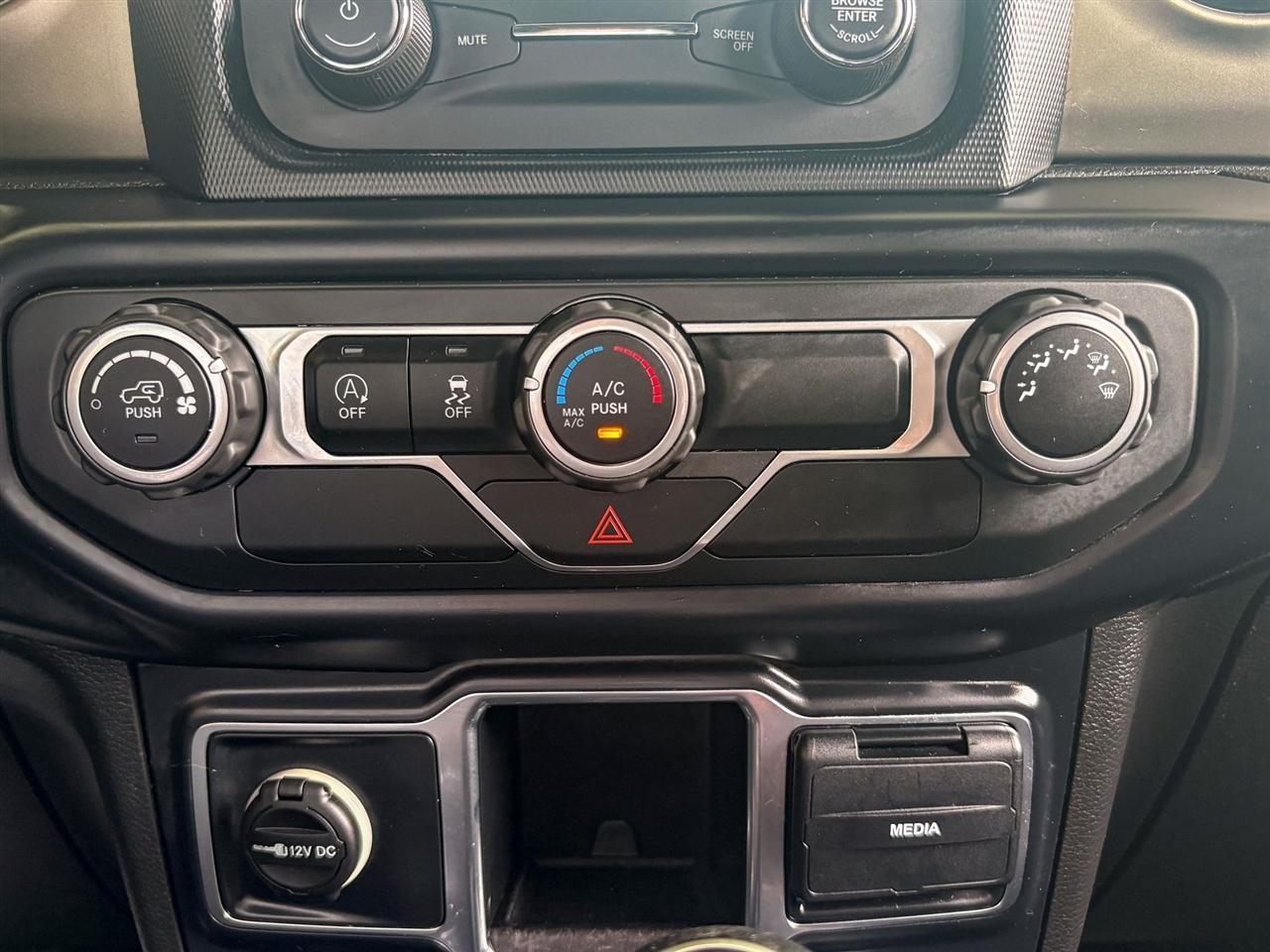 Jeep Wrangler  2019
