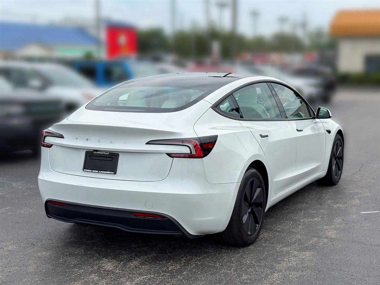 Tesla Model 3  2025