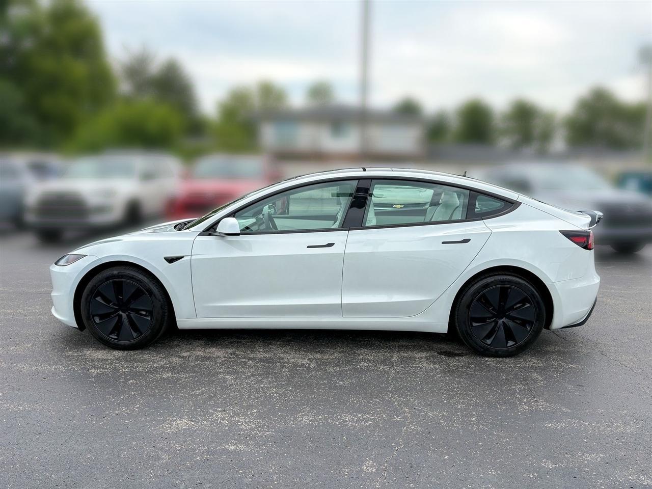 Tesla Model 3  2025