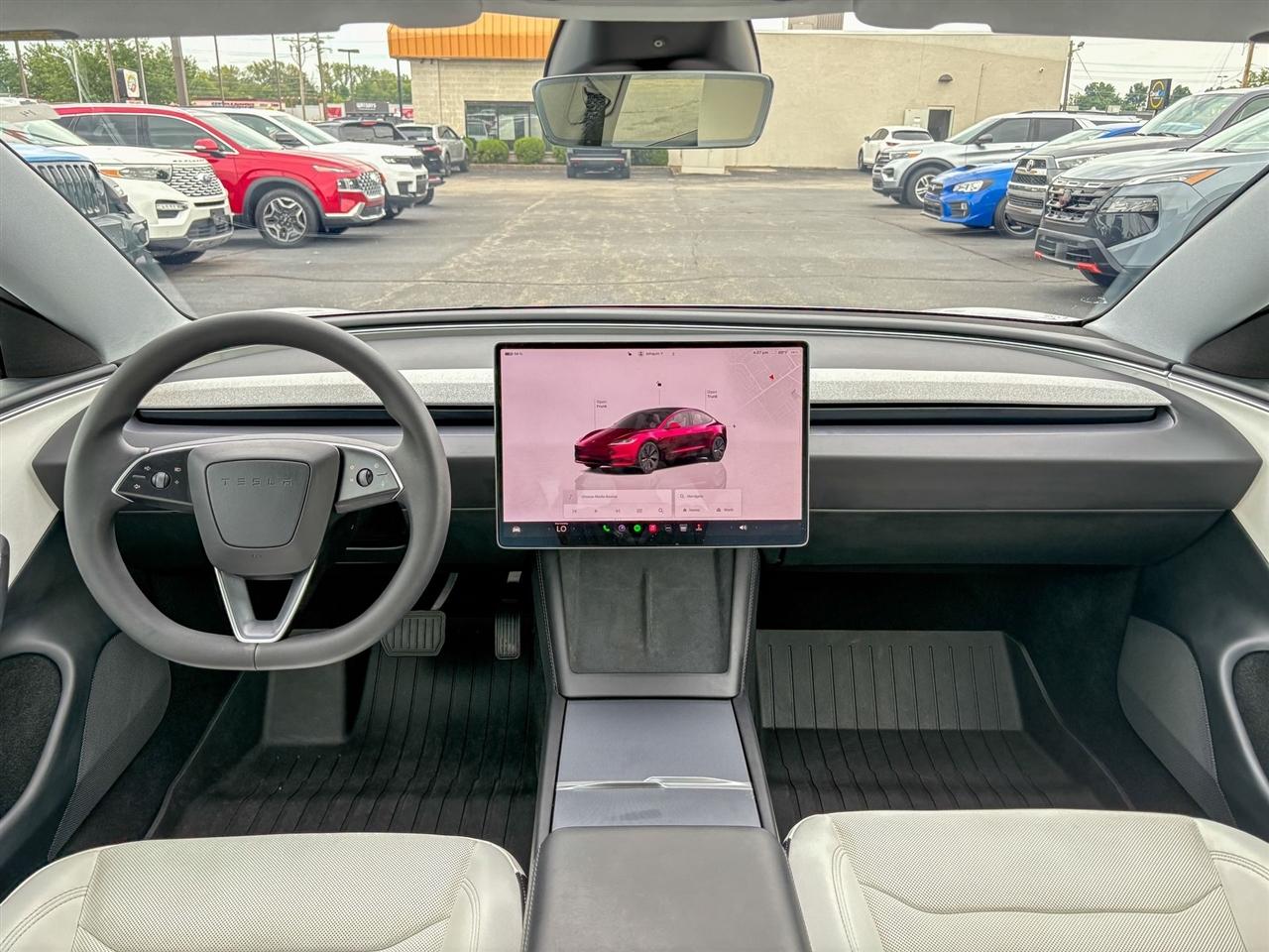 Tesla Model 3  2025