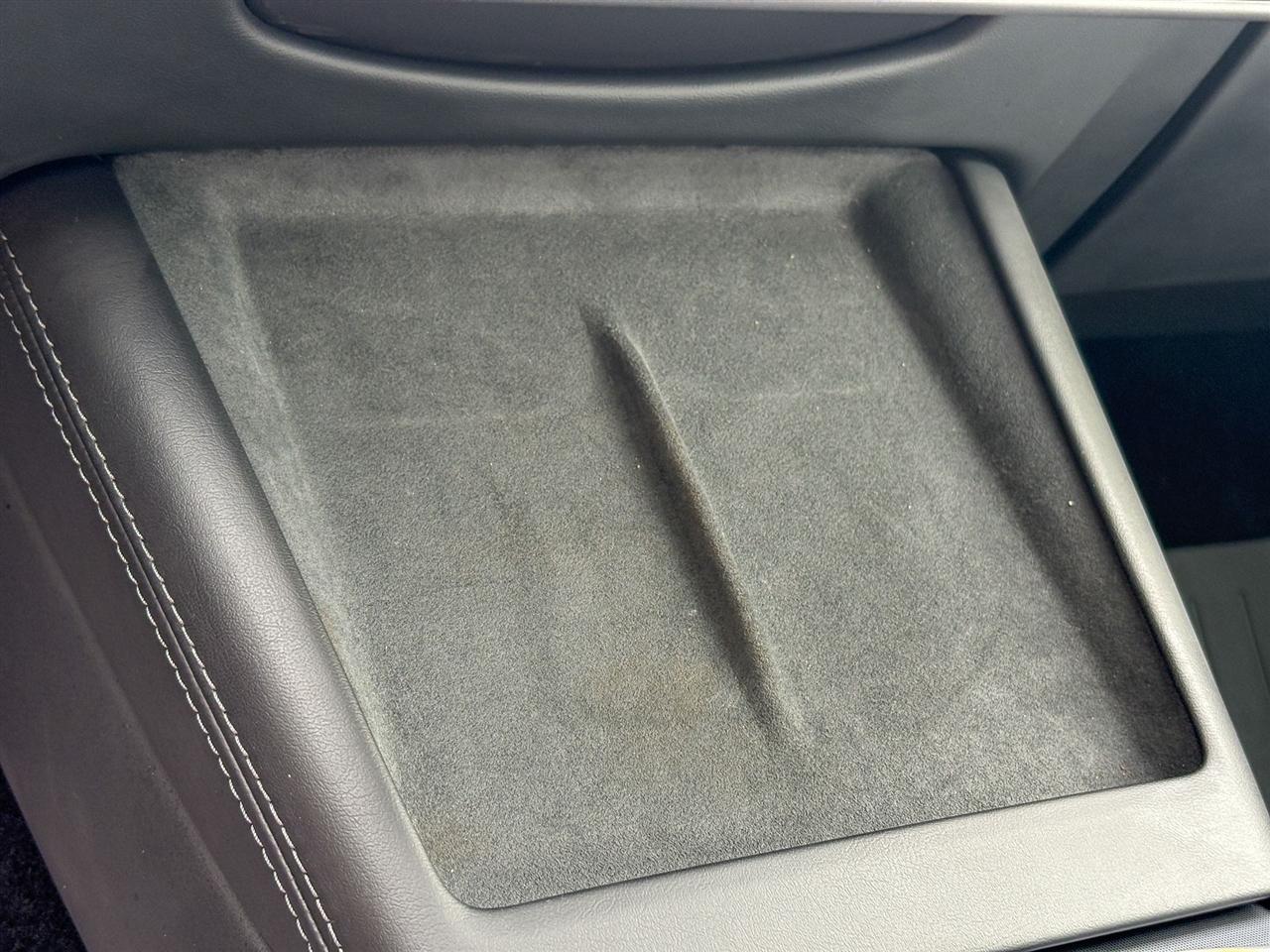 Tesla Model 3  2025
