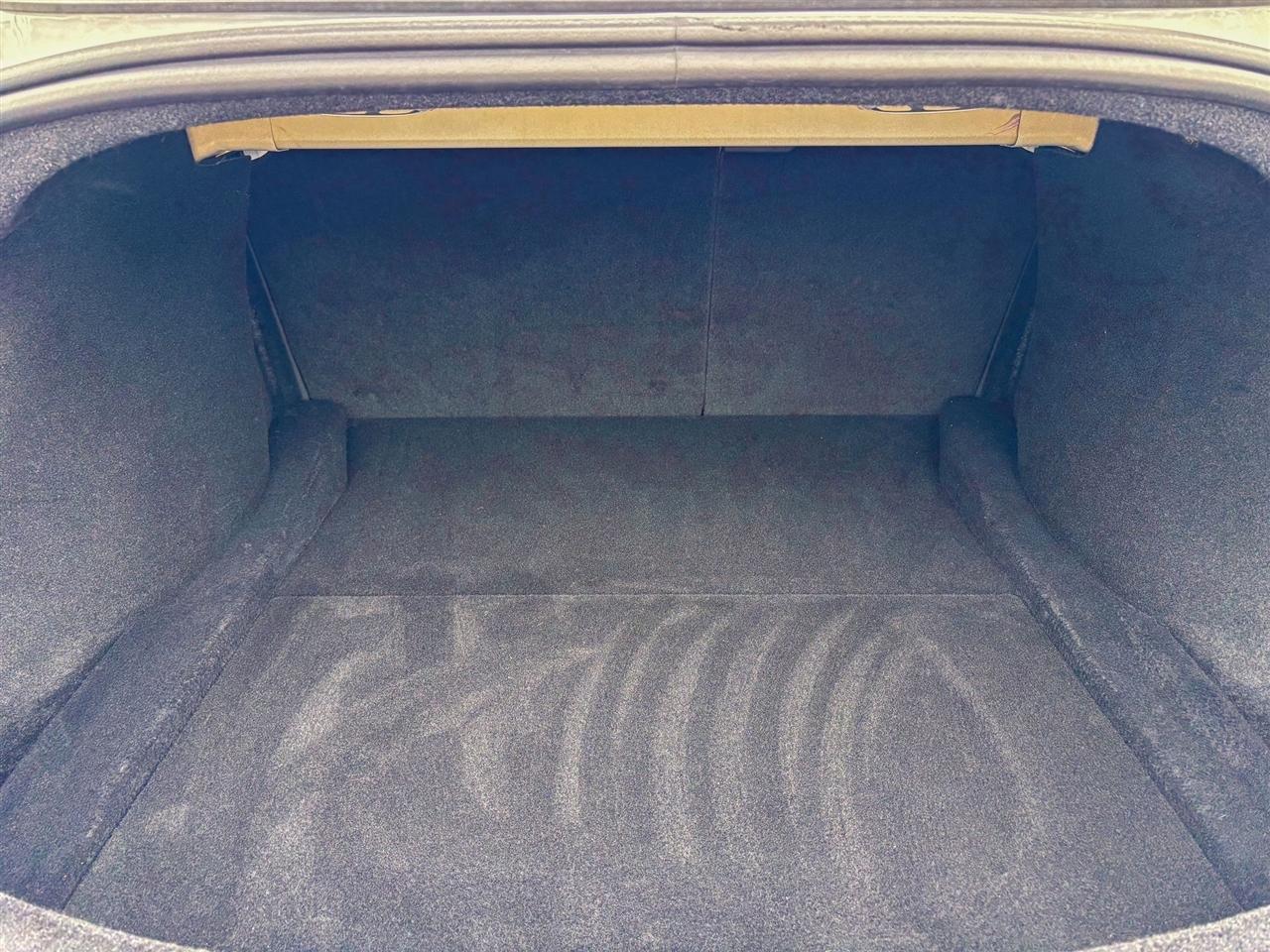 Tesla Model 3  2025