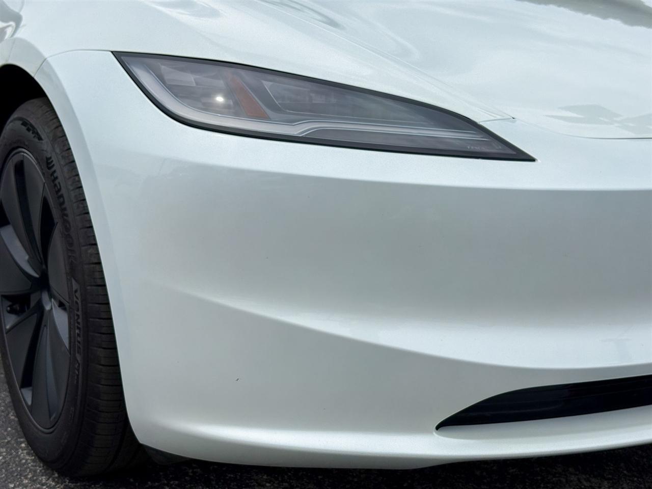 Tesla Model 3  2025