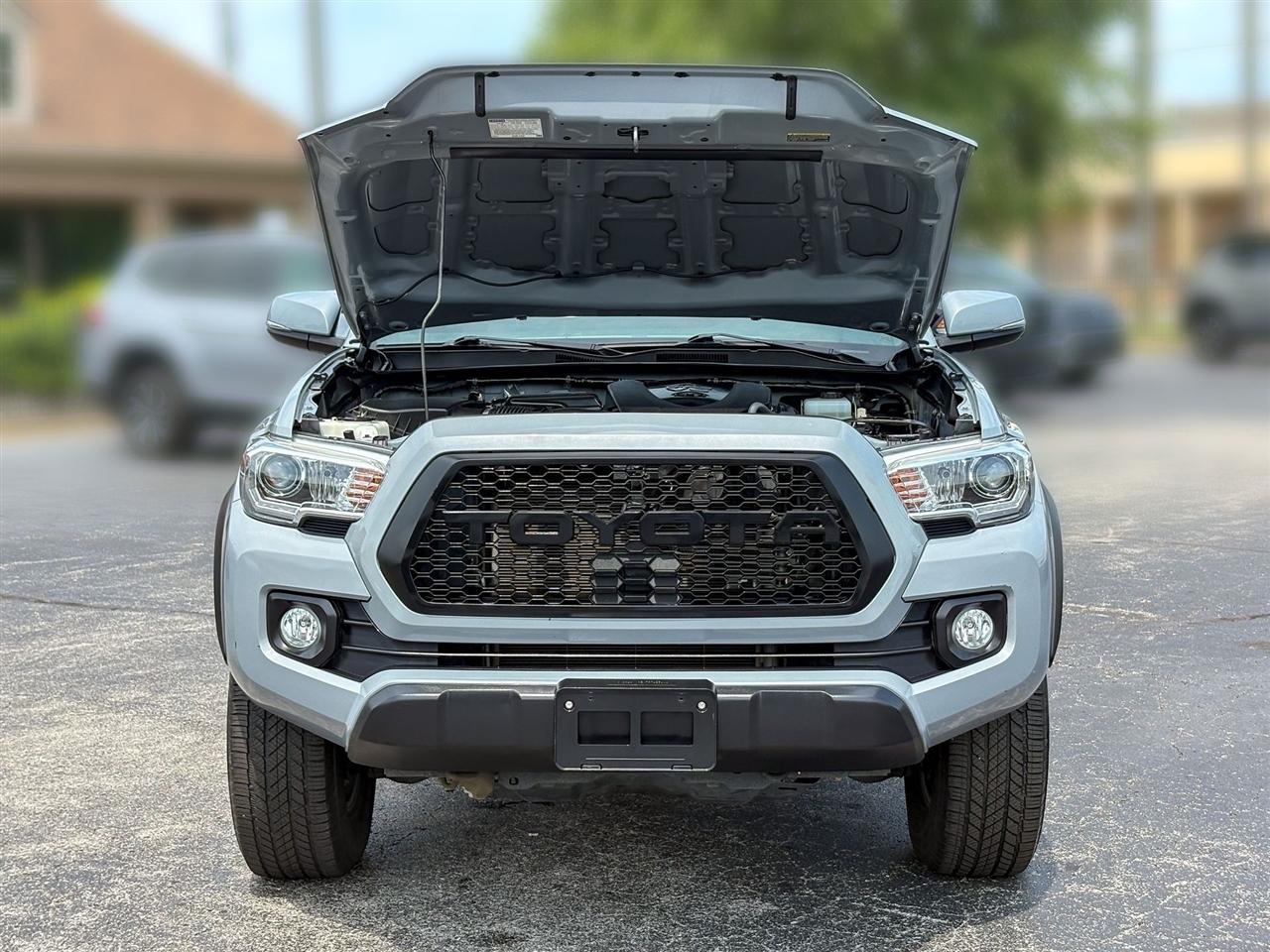 Toyota Tacoma 4WD  2020