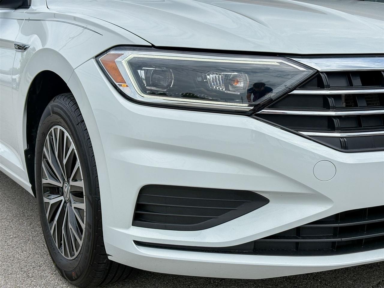 Volkswagen Jetta  2019