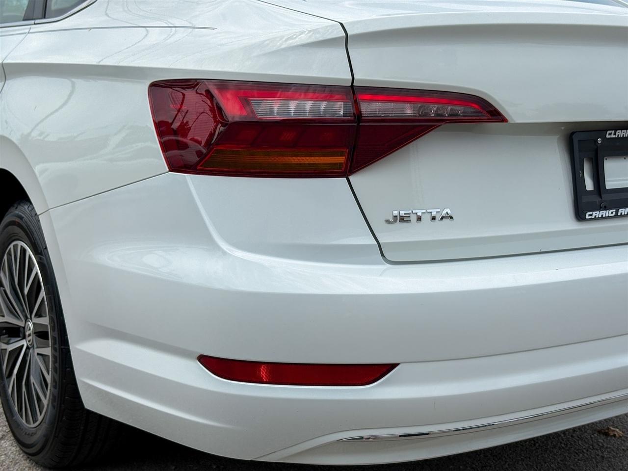 Volkswagen Jetta  2019