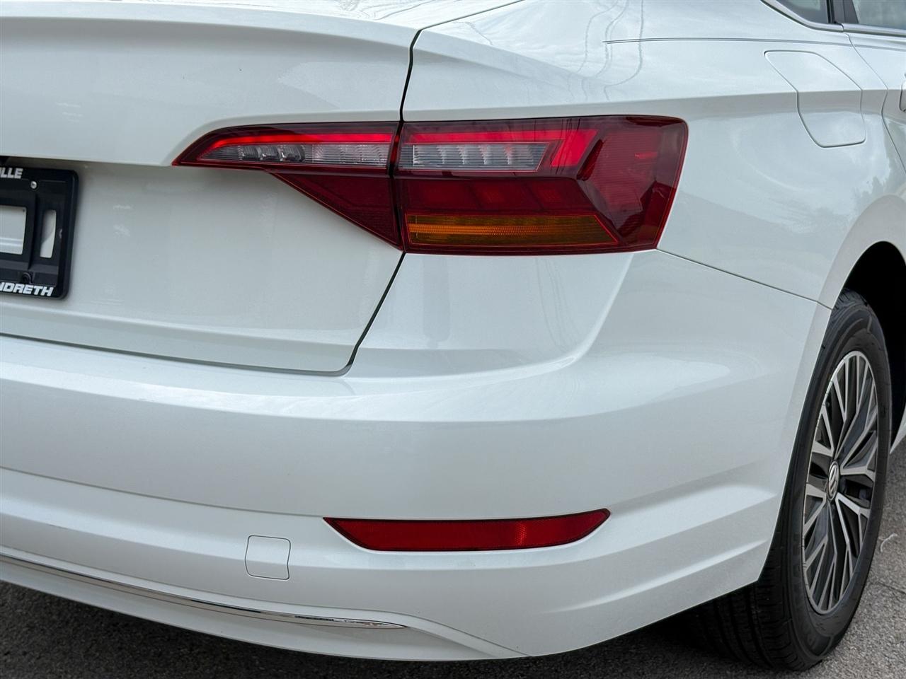 Volkswagen Jetta  2019