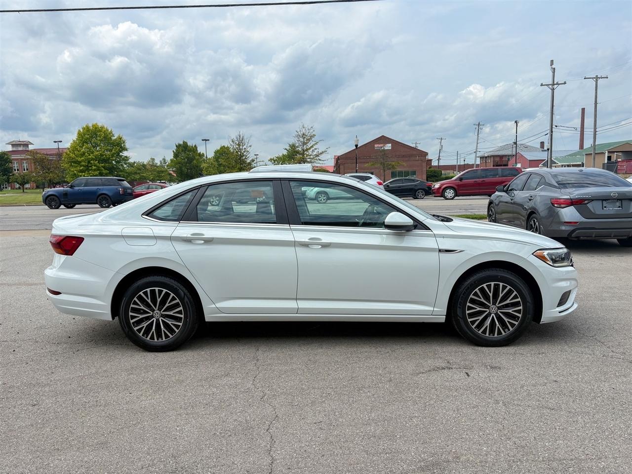 Volkswagen Jetta  2019
