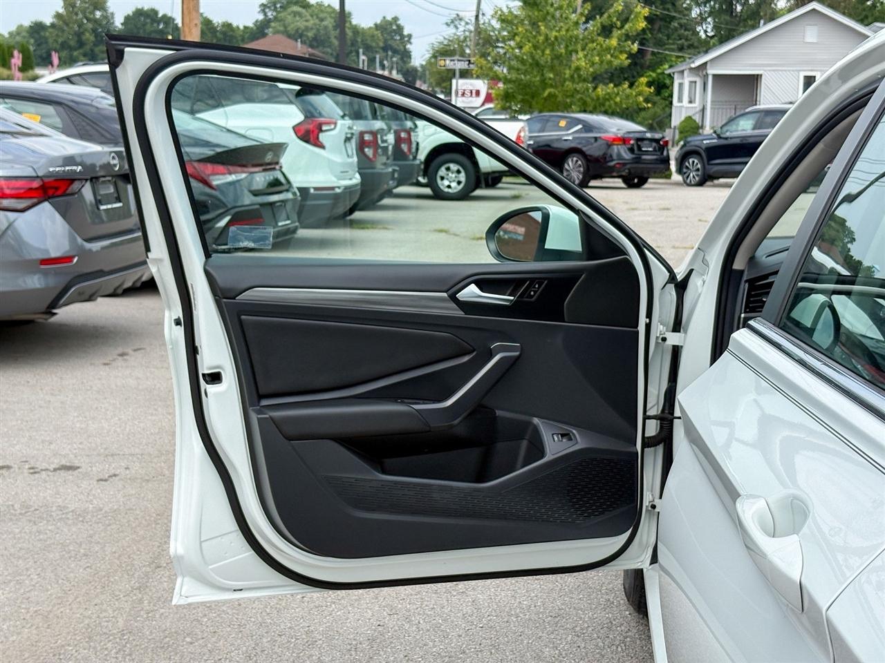 Volkswagen Jetta  2019